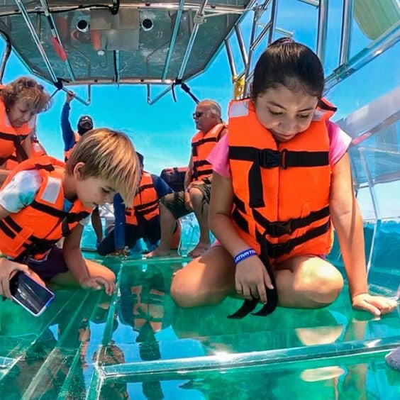 LANCHA TRANSPARENTE: Cozumel, Cancun o Isla Mueres