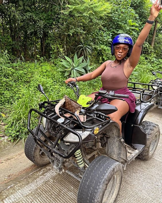 ATV TIROLESAS Y CENOTE: TOUR EN LA SELVA